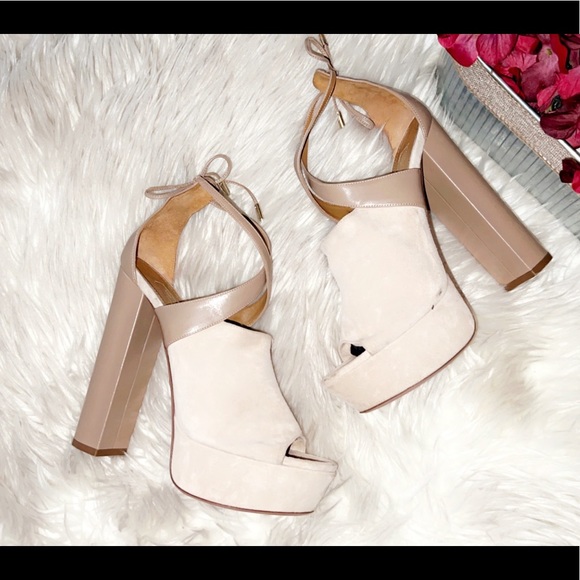 AQUAZZURA Nude Suede Platform Heel - Picture 3 of 11